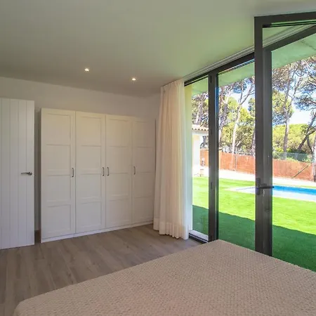 Appartement Sleeps 4 Pool *